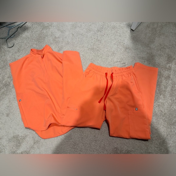 Figs Other - Figs Set